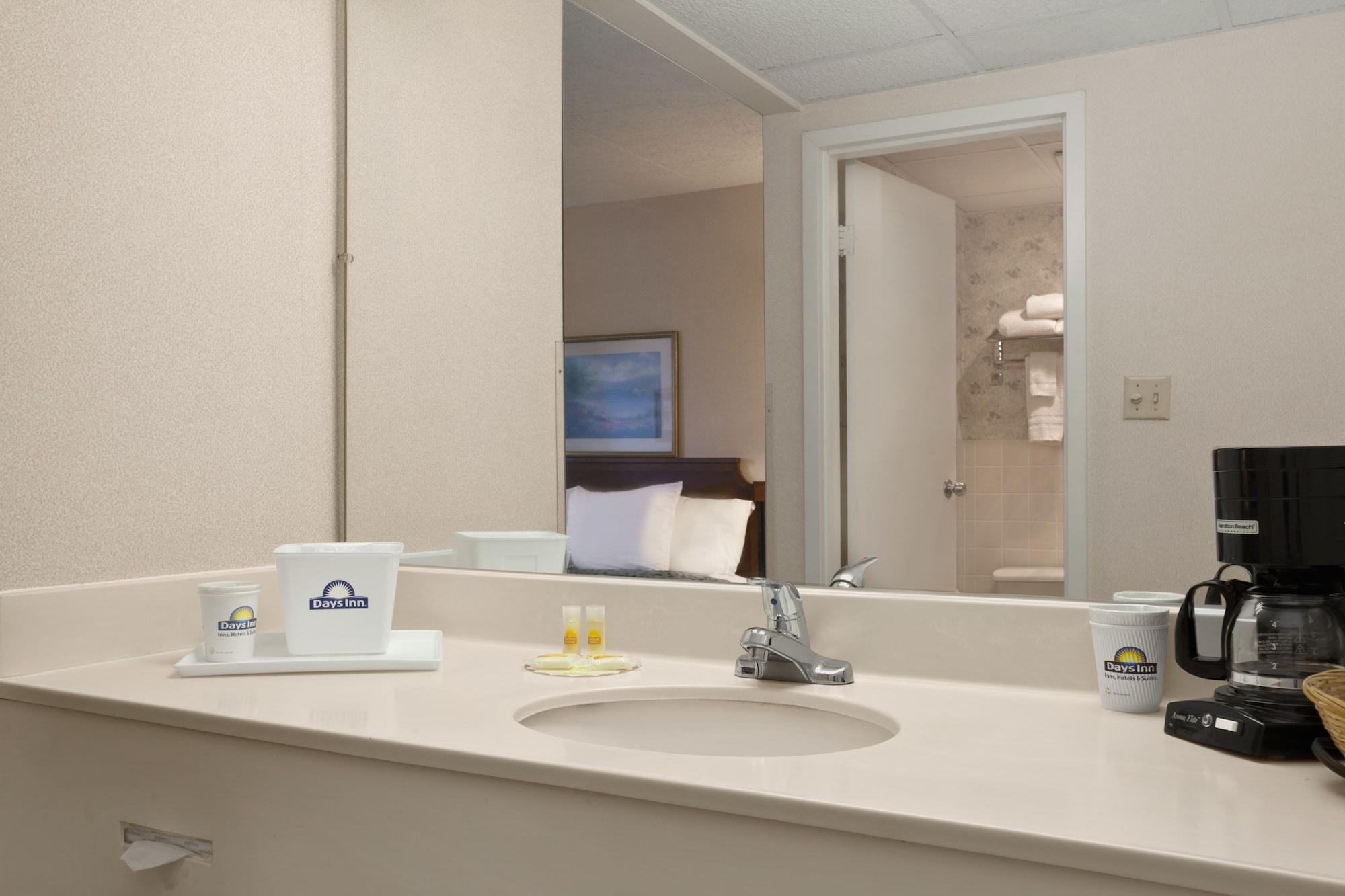 Days By Wyndham Wyomissing Hotel